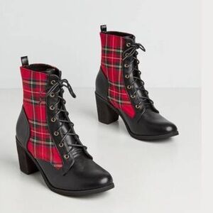 Mod Cloth Royal Monk Tartan Plaid Granny Boots